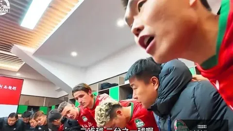 电竞主播直播翻车，网友热议事件始末